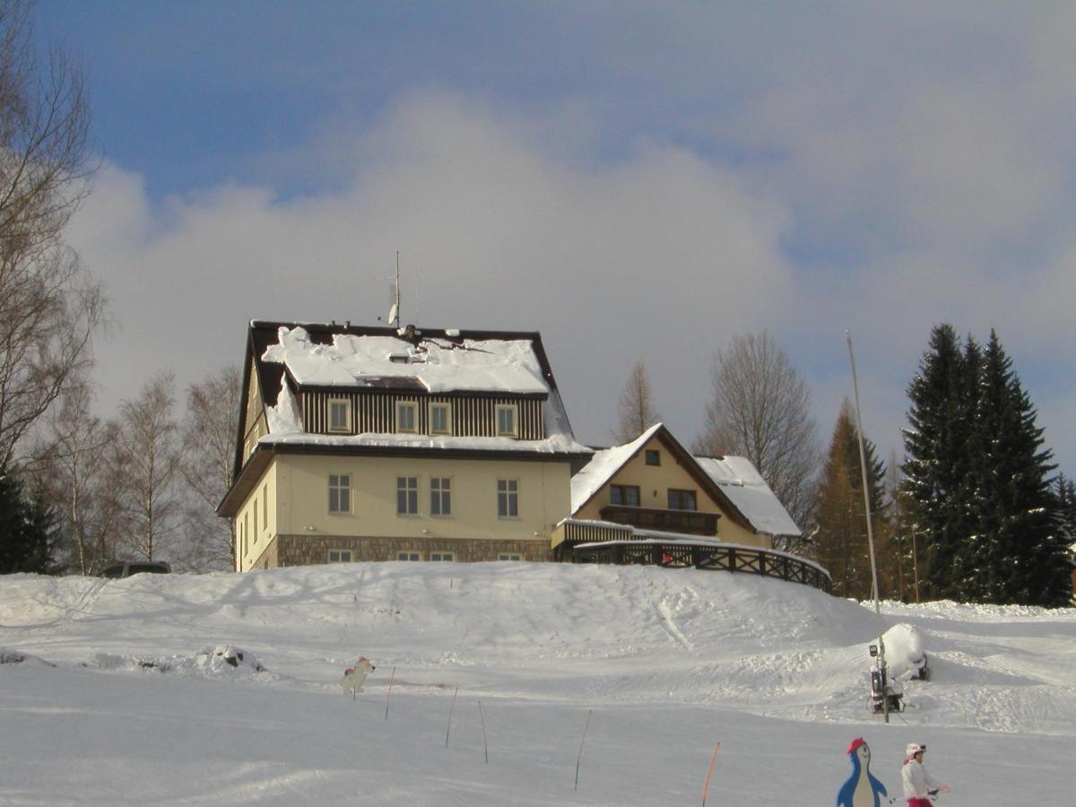 Minerva Hotell Špindlerŭv Mlýn Exteriör bild