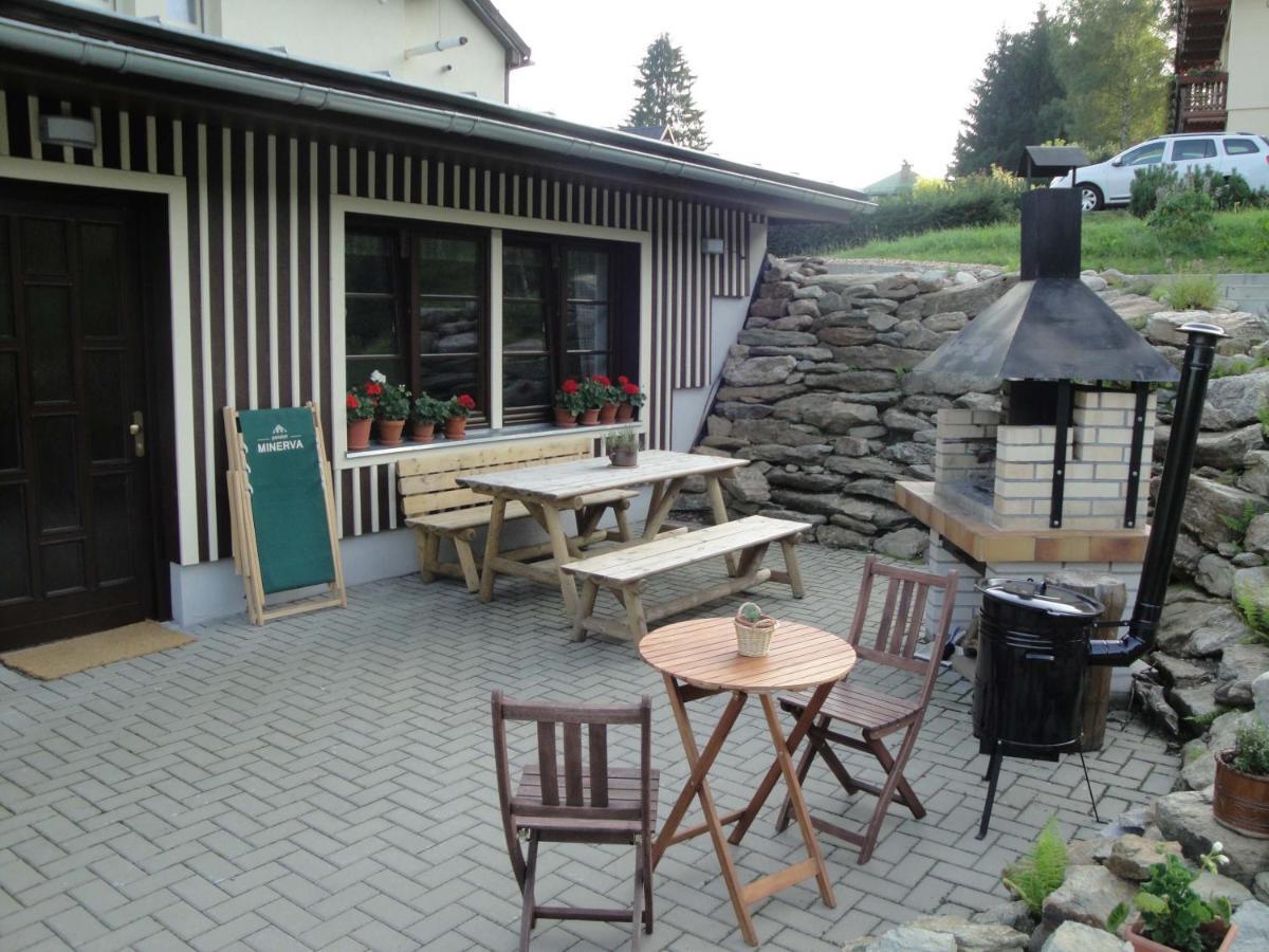 Minerva Hotell Špindlerŭv Mlýn Exteriör bild